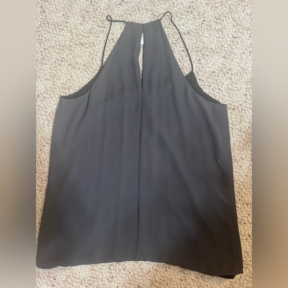 Express Tank Top - Picture 2 of 4